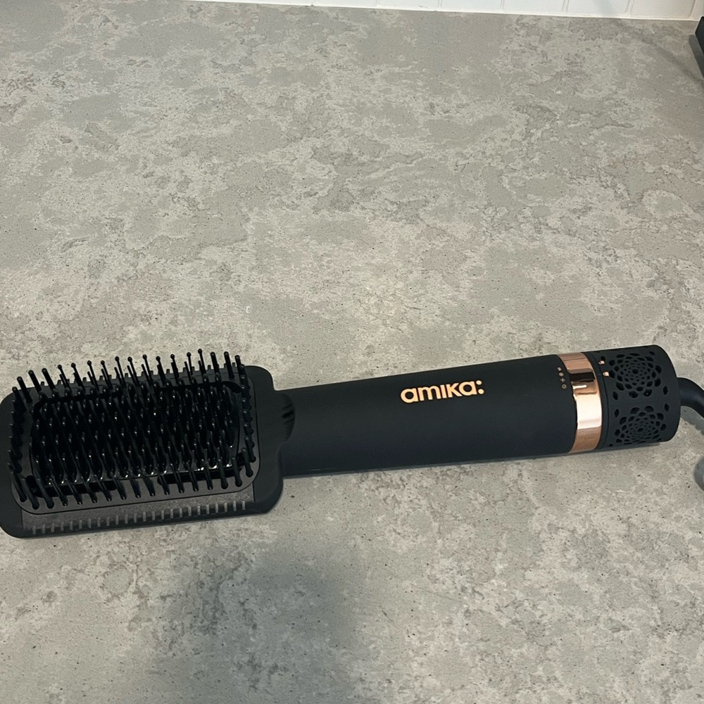 Amika Double Agent 2-in-1 Straightening Blow Dryer Brush (Brand New w/o box)